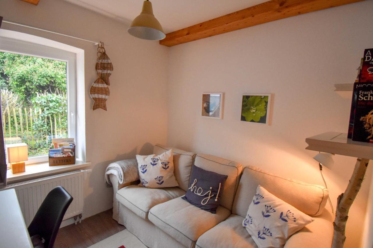Ferienhaus Extrazeit_Urlaub Hasselberg  エクステリア 写真