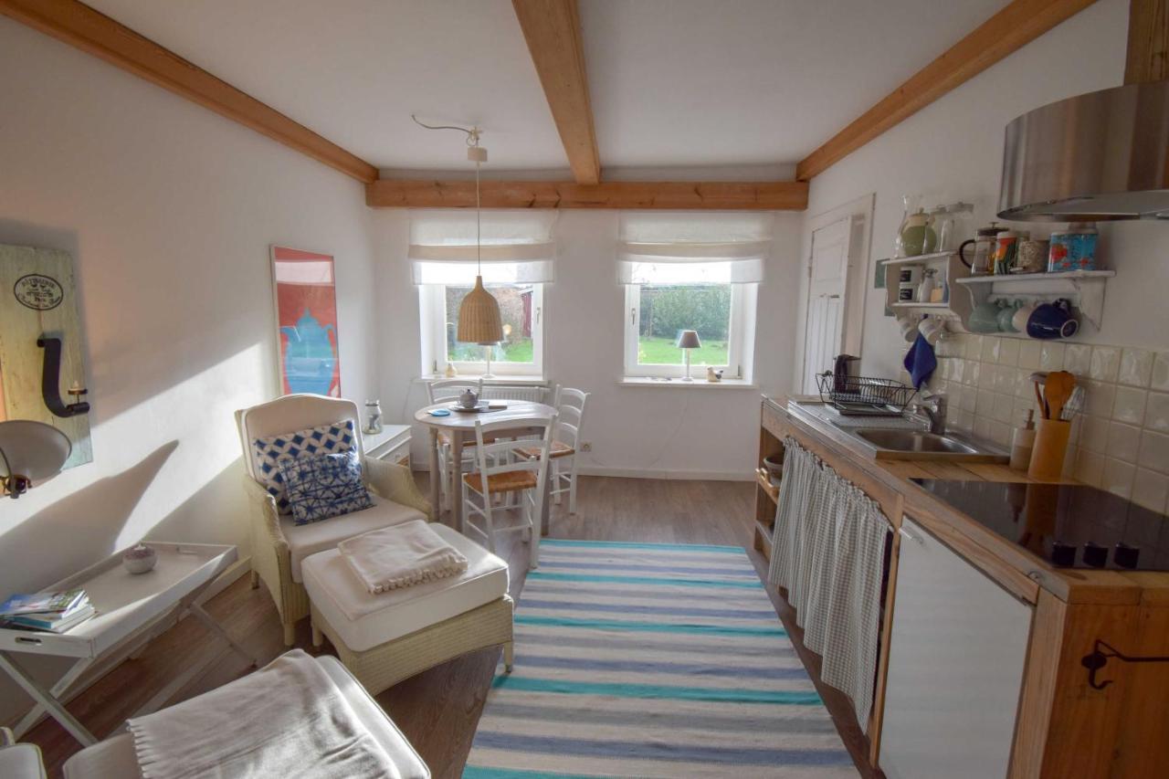 Ferienhaus Extrazeit_Urlaub Hasselberg  エクステリア 写真