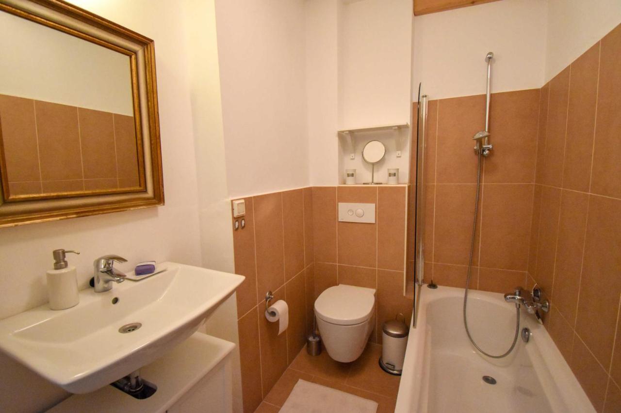 Ferienhaus Extrazeit_Urlaub Hasselberg  エクステリア 写真