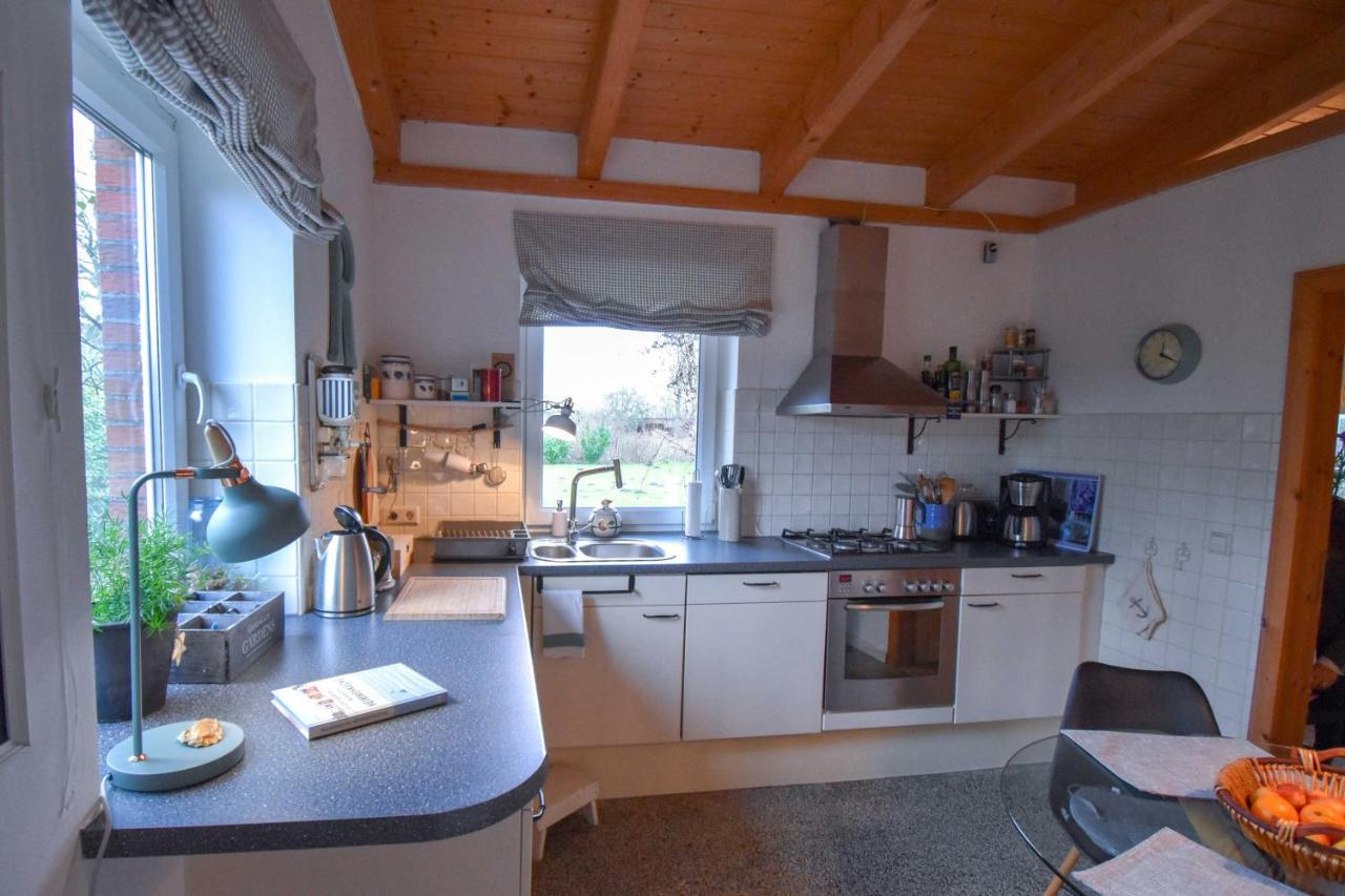 Ferienhaus Extrazeit_Urlaub Hasselberg  エクステリア 写真