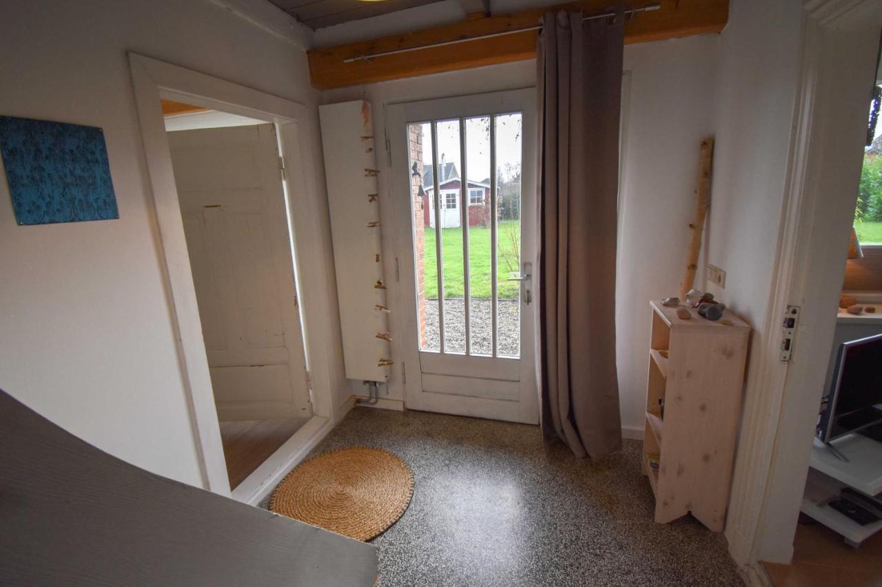 Ferienhaus Extrazeit_Urlaub Hasselberg  エクステリア 写真
